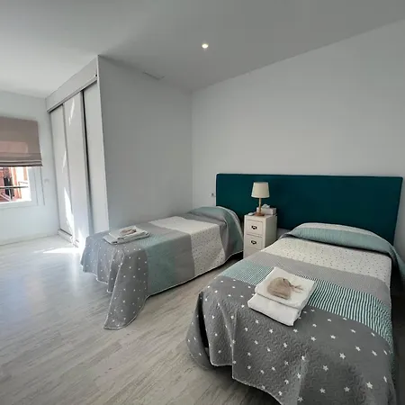 Apartment Benalroma A 50 Metros De La Playa!